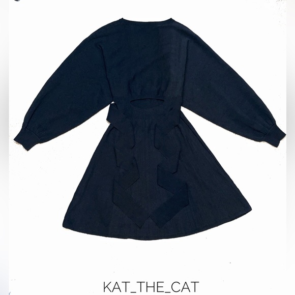 Sunny Lin Black Sweater Dress with Puffed Sleeves - Small - Picture 4 of 12